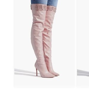 listing-status-banner